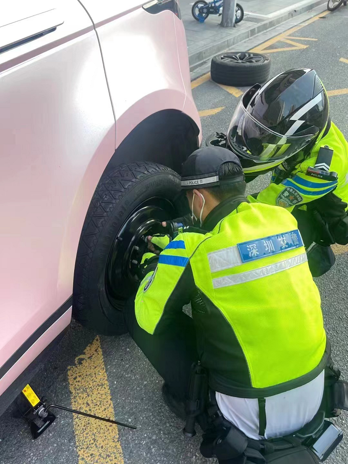 一心一意為群眾   點滴服務解民憂